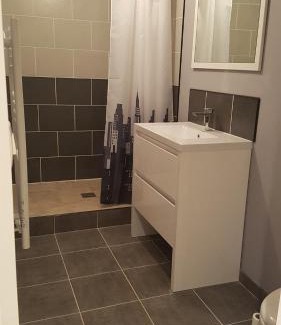 Change House | Chambre chez habitant