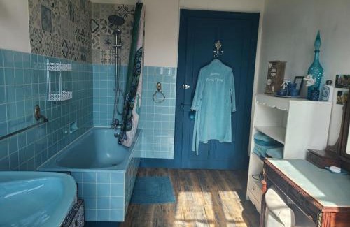 Medonville Bed & Breakfast | Chambre cosy avec petit-déj & services bien-être - FR-1-589-720
