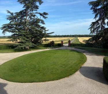 Castelsarrasin Bed & Breakfast | Chambre d'hôte double 2 au Château Lavalade
