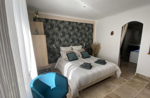 Reillanne Bed & Breakfast | Chambre d'hôtes Alizé, Le Moulin de Prédelles