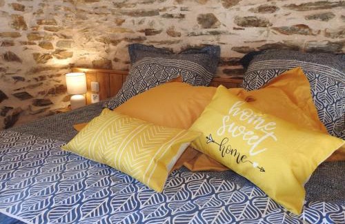 Savignac-Ledrier Bed & Breakfast | Chambre d'hôtes de charme Pierres anciennes, confort et nature 2