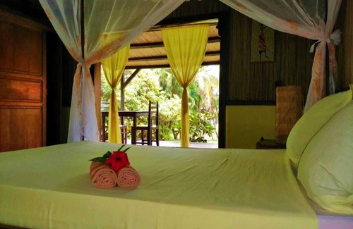 Nosy Boraha Bed & Breakfast | Chambre D'hôtes Les Orchidées Chambre 1