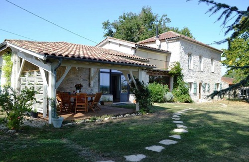 Madaillan Bed & Breakfast | Chambre d’hôtes Mamounet Haut