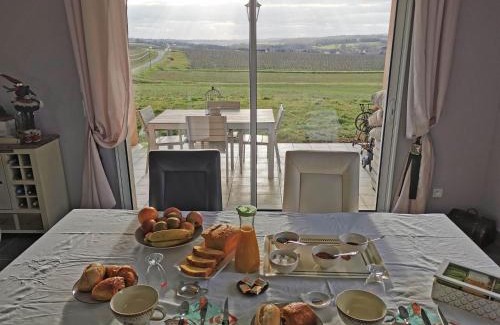 Fources Bed & Breakfast | Chambre de Bajolle