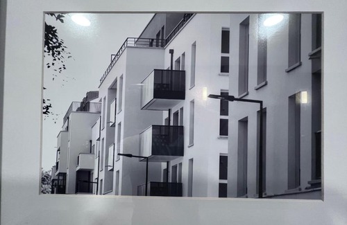Sartrouville House | Chambre individuelle dans un appartement à 37 de champs élysées