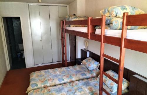 Vallouise-Pelvoux House | Chambre Quadruple avec Salle de Bains Privative 1