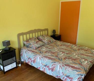Saint-Sylvestre-sur-Lot House | Chambre spacieuse, piscine