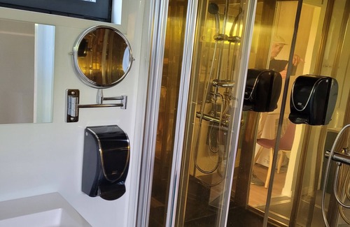 Joinville Boat Rental | Chambre sur L'eau
