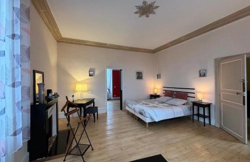 Le Blanc Bed & Breakfast | Chambres élégantes avec piscine et parking - FR-1-591-696