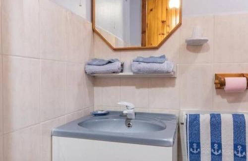 Melin Bed & Breakfast | Chambres avec salle d'eau privative, petit-déjeuner et terrasse à Melin - FR-1-583-289