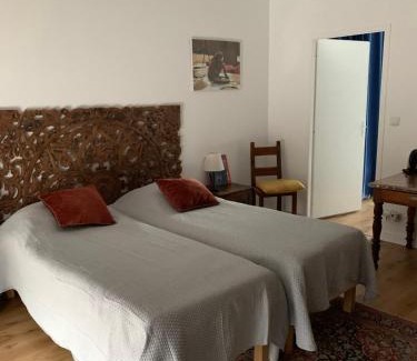 Victor Hugo - Saint-Augustin Bed & Breakfast | CHAMBRES chez l'habitant Córdoba et Lhassa