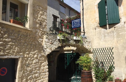 Saint-Martin-d'Ardeche Bed & Breakfast | Chambres d'Hôtes De Caïre Noù