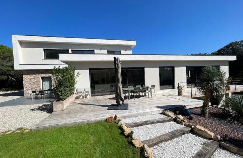 Montferrier-sur-Lez Bed & Breakfast | Chambres d hôtes Maison des Romarins
