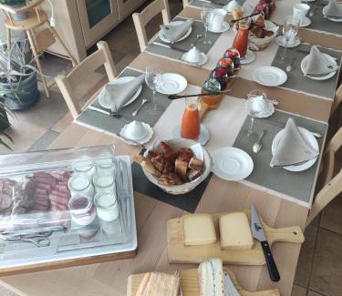 Les Fins Bed & Breakfast | Chambres d'hôtes Au Doubs Murmure