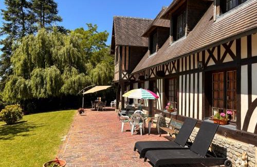 Danestal House | Chambres d'Hôtes la BAKATA près de DEAUVILLE