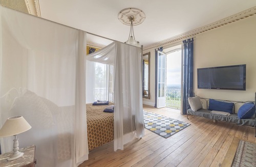 Rions House | Chambres d'hôtes La Bastane
