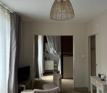 Saint-Antonin Noble Val Bed & Breakfast | Chambres de charme MAMIE ANGELE