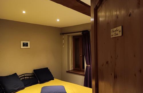 Uchon Bed & Breakfast | Chambres et table d'hôtes : LES SENTIERS DE LA BREME