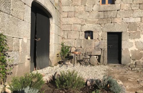 Venteuges Bed & Breakfast | Chambres et Tables d'hôtes - Les Ateliers de Pontajou - Pèlerin navette gratuite à Saugues