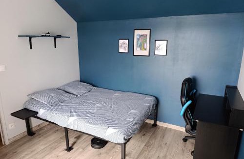 Fay House | Chambres proches du circuit des 24 heures du Mans, au calme