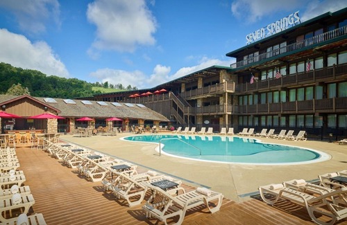 Seven Springs Apartment | Champion Hotel | Queen Tower Room + In-Room Perks