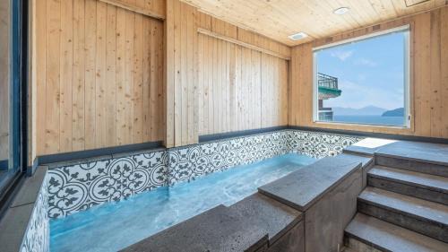 Changwon House | Changwon HealingTime PoolVilla Pension