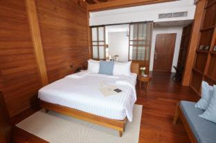 Arun Amarin Hotel | Chann Bangkok Noi