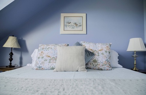 North River Bridge Hotel | Chanterelle Country Inn & Cottages