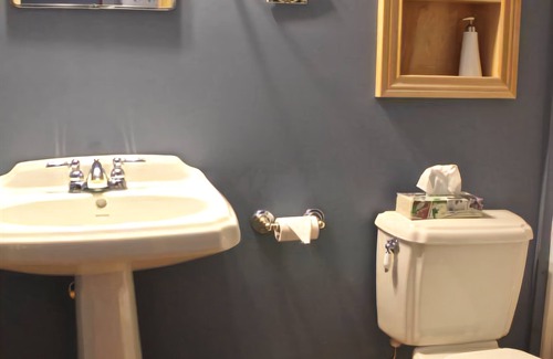 North River Bridge Hotel | Chanterelle Country Inn & Cottages