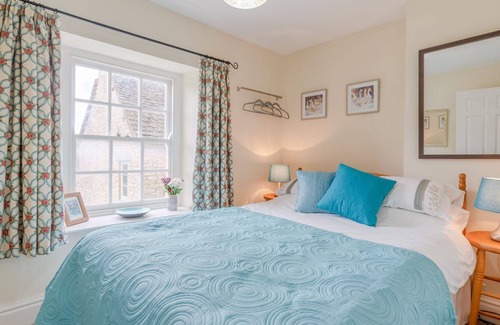 Badminton Cottage | Chapel Walk Cottage, Didmarton - sleeps 5 guests in 3 bedrooms
