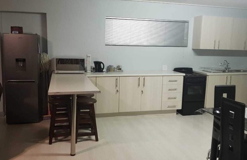 Montana Park Cottage | Chapter One Overnight Cottage is a spacious and private self-catering cottage