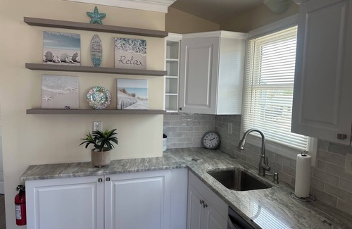 Mystic Island House | Charming 2-bedroom house with WiFi, AC in nice Little Egg Harbor Township.