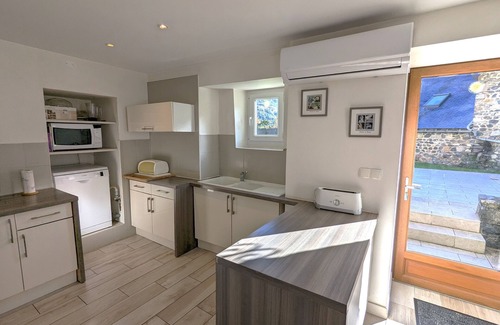 Osse-en-Aspe Cottage | Character cottage classified 3 stars Wifi Osse en Aspe - 9 people