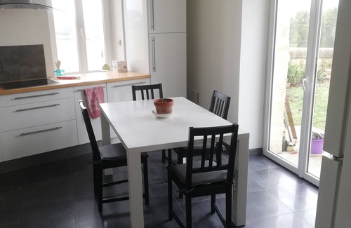 Blaye House | Character house, 3 bedrooms, 3 bathrooms, large living room, wood burning stove