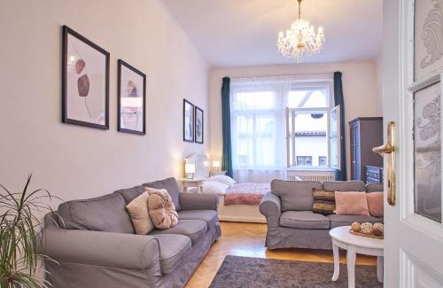 Stare Mesto Apartment | Charles Bridge Premium Residence