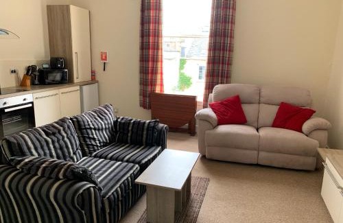 Ayr Apartment | Charlotte Street 2 Bedroom Apartment