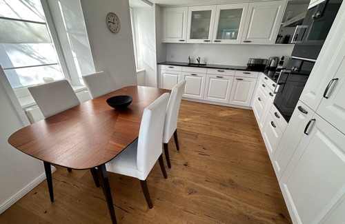 Bourg-en-Lavaux Apartment | Charm and calm in Grandvaux - Lavaux -1st floor