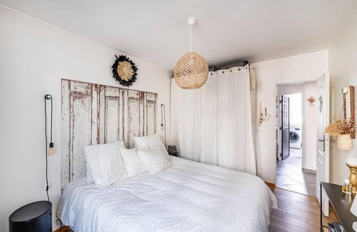 Suresnes Apartment | Charmant Appartement avec Jardin