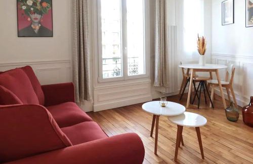 Suresnes Apartment | Charmant Appartement Cosy à Suresnes