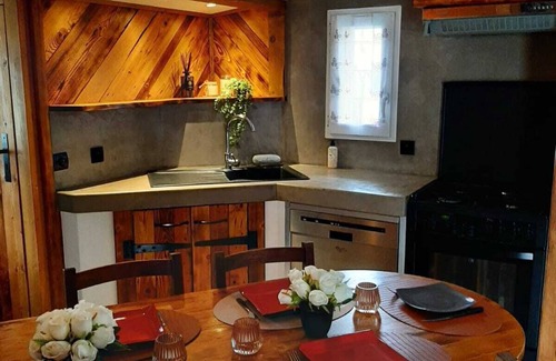 Cluses Ski Chalet | Charmant Chalet