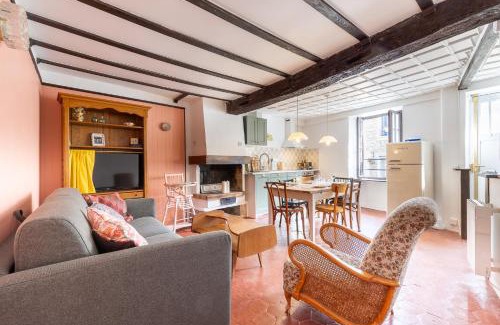 Moret-sur-Loing House | Charmant cottage rénové et climatisé, centre historique de Moret-sur-Loing