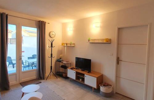 Saint-Laurent-d'Aigouze House | Charmant appartement au calme situé en Camargue