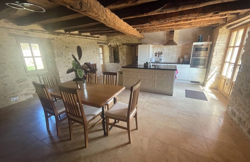 Limeuil House | Charmant Gîte en Pleine Nature. Tout y est Pour Vous Détendre !