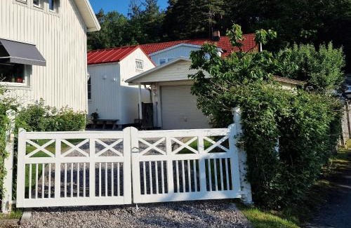 Alingsas Villa | Charmant hus med bastu och braskamin