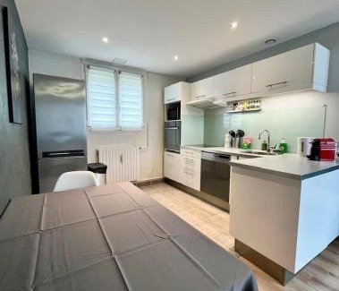 Marolles-en-Hurepoix Apartment | Charmant logement proche Paris - parking gratuit