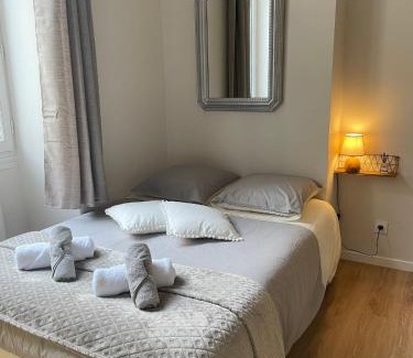 La Celle-sous-Gouzon Apartment | Charmant studio neuf centre-ville Libourne