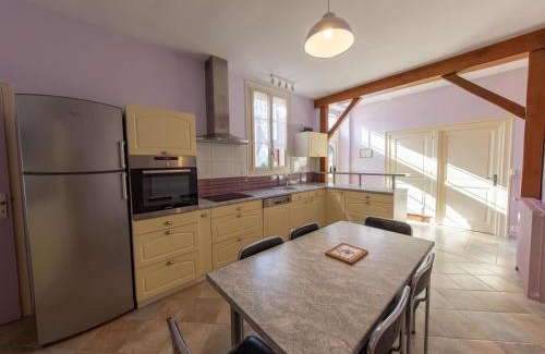 Ascheres-le-Marche House | Charmante fermette rénovée avec cour privée, proche de Paris et facile d'accès par autoroutes - FR-1-590-17