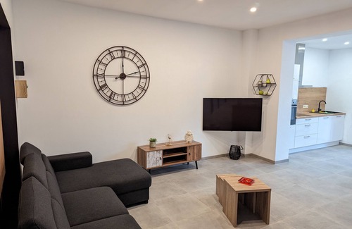 Couillet House | Charmante Maison Avec Jardin et Terrasse