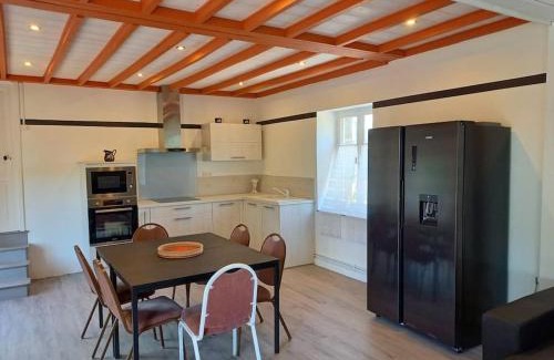 Le Chatellier House | Charmante maison en pierre à la campagne