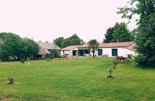 La Garnache House | Charmante maisonnée à la campagne